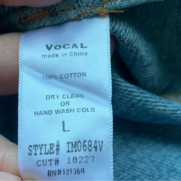 VOCAL USA BLUE Cotton Crystal Studded Raw Edge Button Down Denim Vest NWOT SZ L - Picture 10 of 17